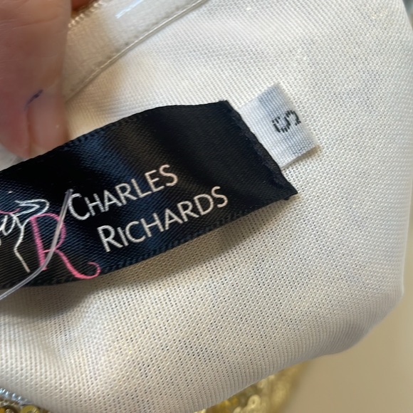 New Peacock print dress, tiara and feathers. Sexy.  Great for Halloween or Vegas - Picture 5 of 12